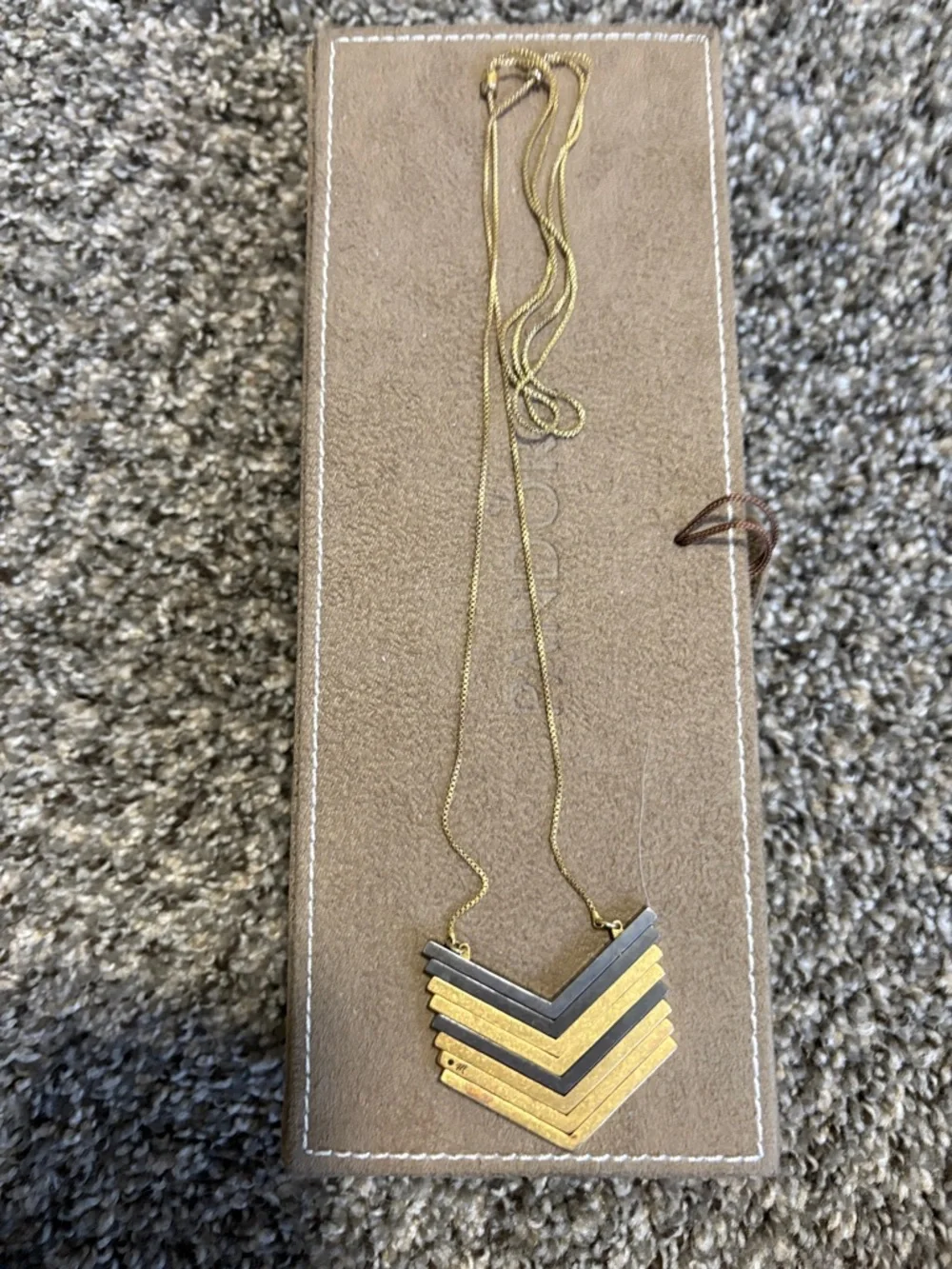 Madewell Two-Tone Chevron Pendant Necklace in Gold and Gray - Picture 1 of 1